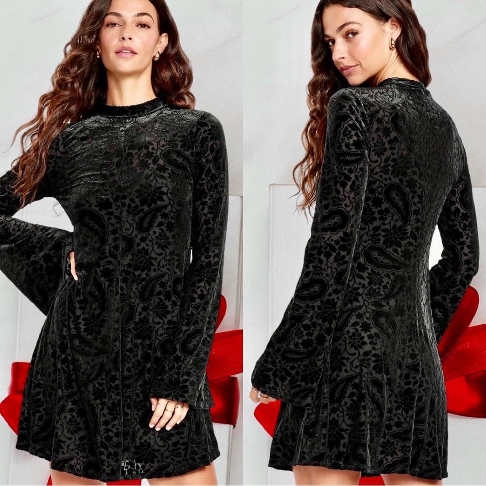 NWTS🌹THE OCCASION L🌹BLACK VELVET PAISLEY BURNOUT SHEER OVERLAY SLIP DRESS🌹NEW!